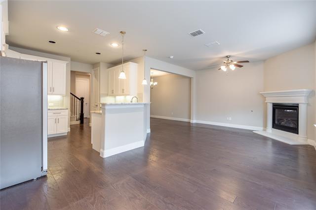 Building Photo - 3073 Galveston St