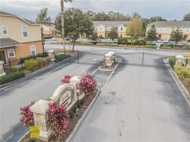 Building Photo - 4057 Winding Vine Dr