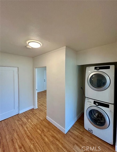 Foto del edificio - 1226 Mullen Ave