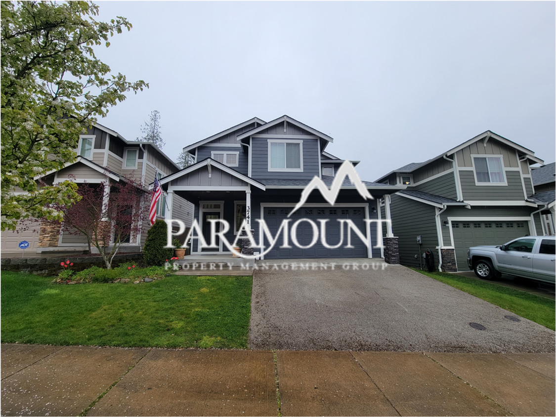 Foto principal - Beautiful 4 Bedroom in Bremerton!