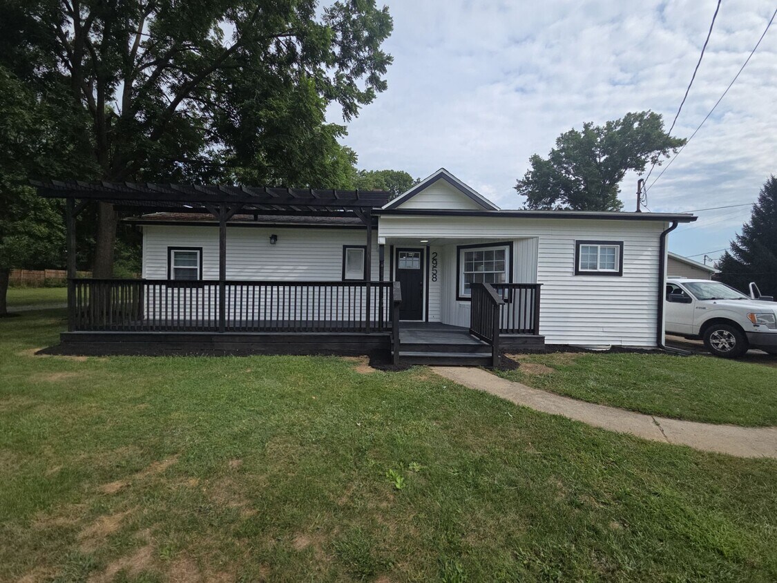 Foto principal - 2958 Freyer Rd