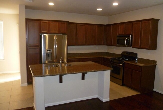 Building Photo - 3 br, 2.5 bath House - 167 Talmont Circle