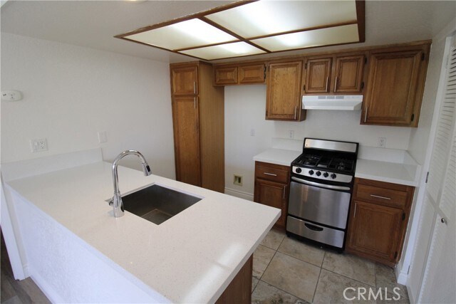 Foto del edificio - 17333 Brookhurst St