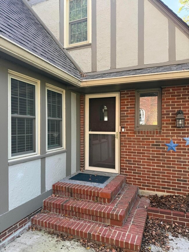 Building Photo - 2629 E Broad St