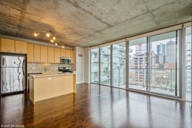 Foto del edificio - 659 W Randolph St