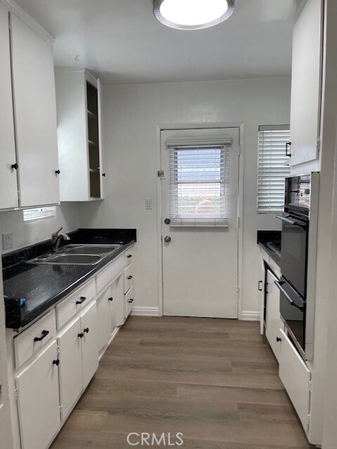 Foto del edificio - 24355 Pennsylvania Ave