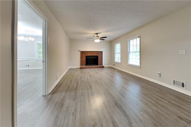Foto del edificio - 2210 Grayfield Dr