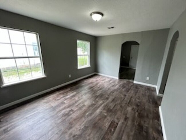 Foto del edificio - 2415 SW D Ave