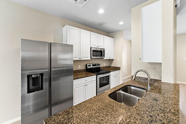 Foto del edificio - Comfortable Living in Converse – 3 Bedroom...