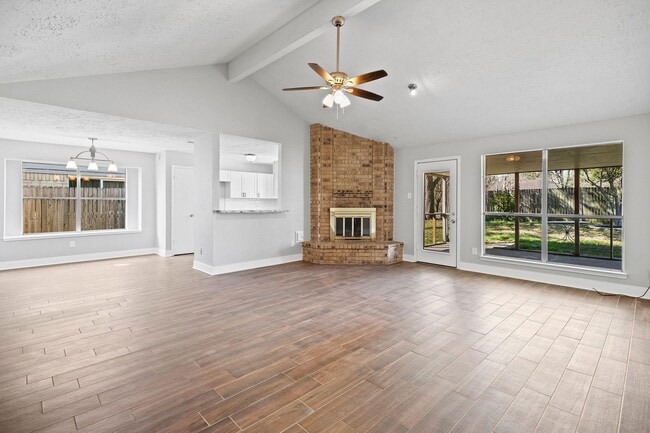 Building Photo - 13514 Klamath Falls Dr