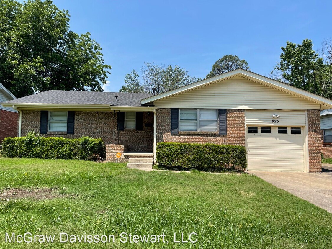 Foto principal - 3 br, 2 bath House - 925 Linda