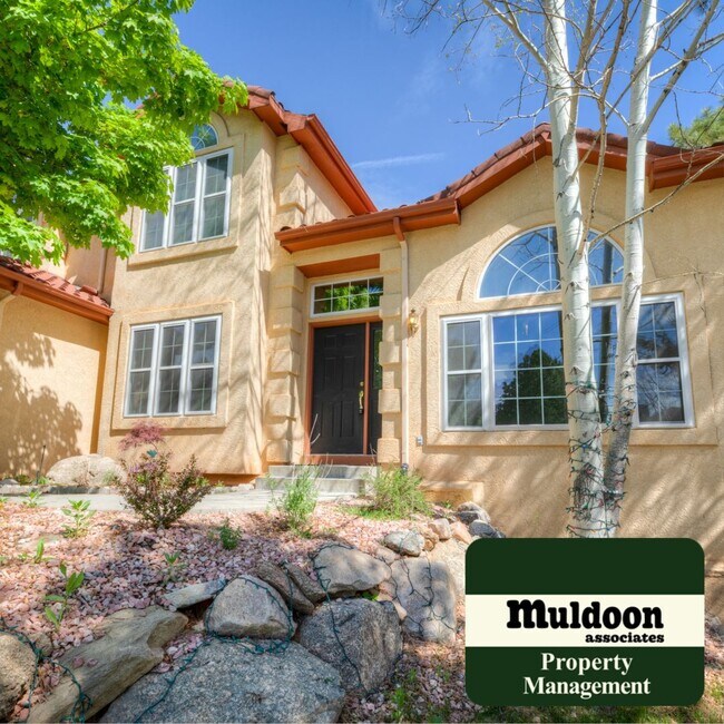 Building Photo - *COMING SOON* 5 Bedroom Broadmoor Beauty A...