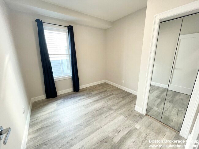 Foto del edificio - 23 Newport St