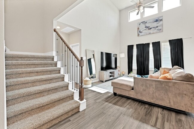 Building Photo - 16223 Neff Park Dr