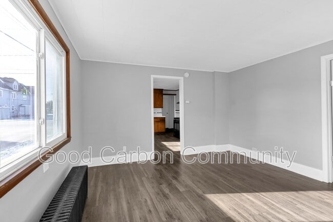 Foto del edificio - 765 Oliver St