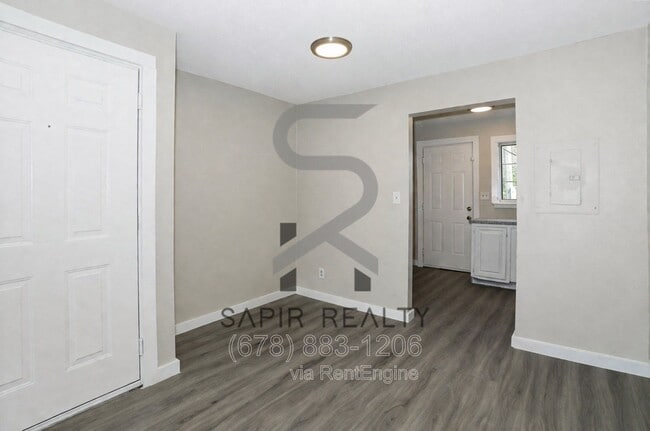 Interior Photo - Brentwood Meadows