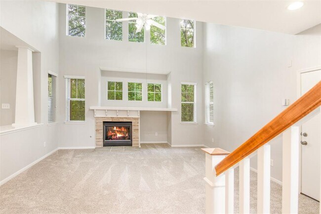 Building Photo - 67 Scarlet Woods Ct