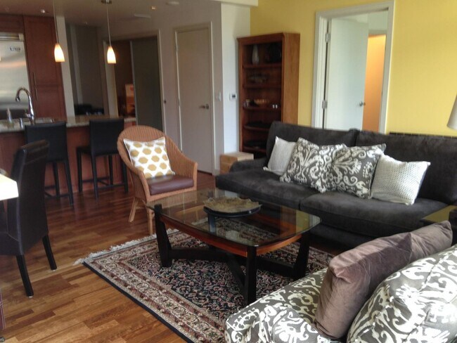 Foto del edificio - 10650 NE 9th Pl