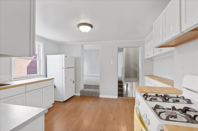 Foto del edificio - 176 42nd St
