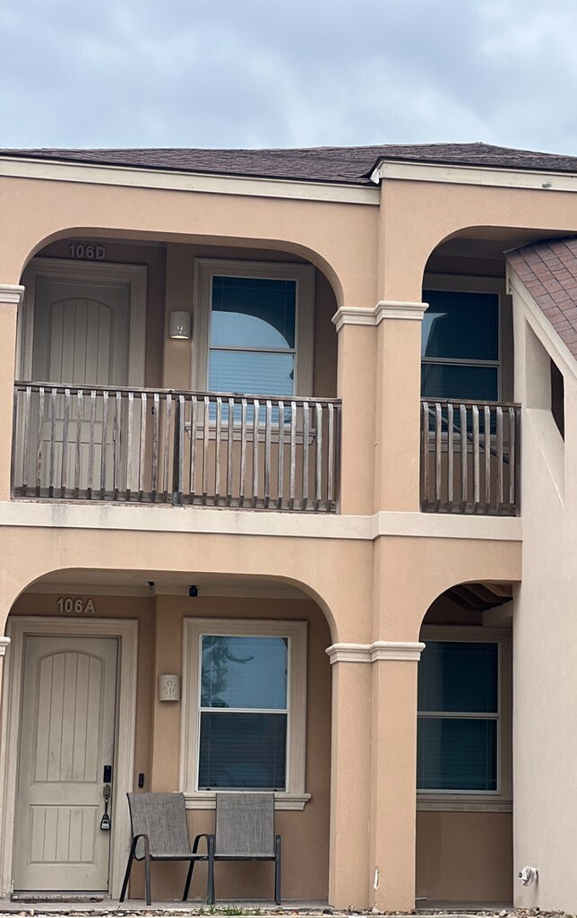 Building Photo - 106 W Capricorn Dr