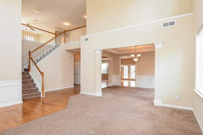 Building Photo - 4032 Duran Ln