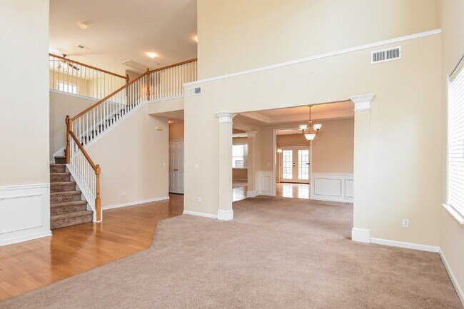 Foto del edificio - 4032 Duran Ln