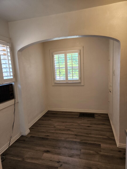 Foto del edificio - 508 E Cleveland Ave