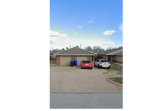 Building Photo - 113 Monticello Rd