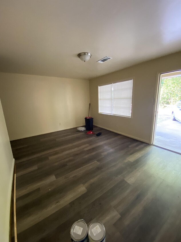 Foto principal - 5408 A St