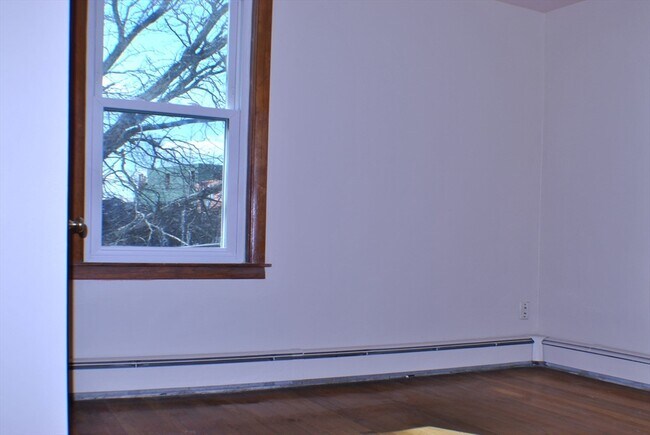 Building Photo - 23 Kenney St