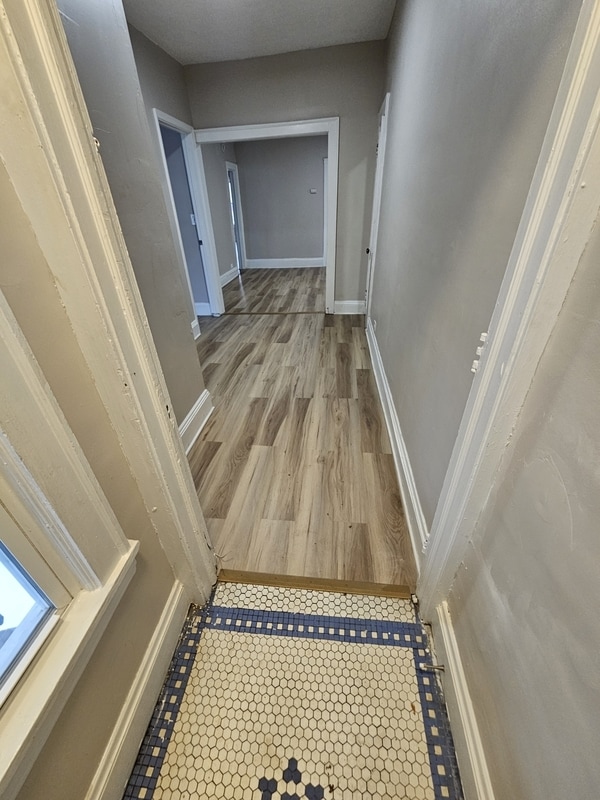 Building Photo - 942 Eddy Rd