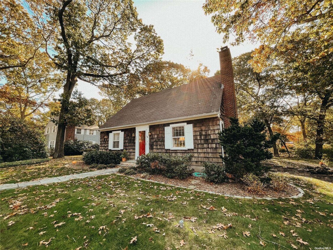 Foto principal - 102 Emerson St