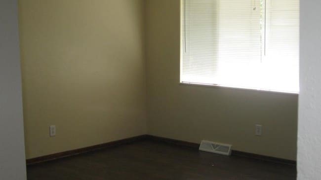 Building Photo - 1335 Lashley Street