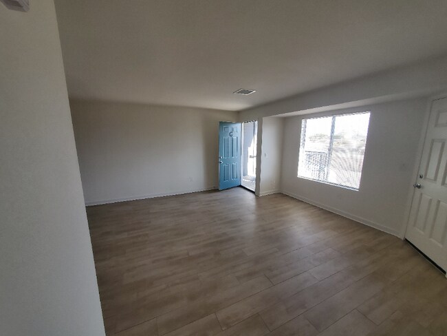 Foto del edificio - 824 S Norma St
