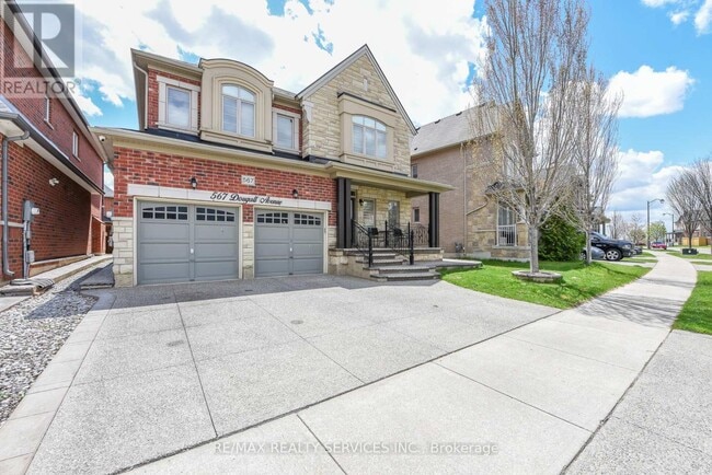 Building Photo - 567 Dougall Ave