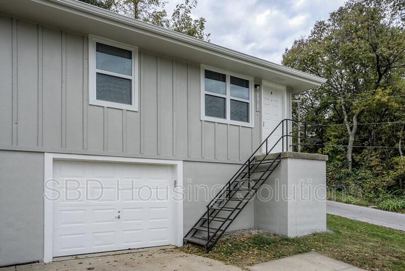 11813 Missouri Ave, Sugar Creek, MO 64054 House Rental in Sugar Creek