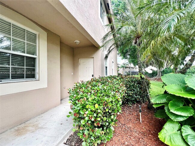 Foto del edificio - 2176 Salerno Cir