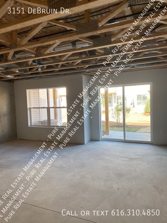 Foto del edificio - 3151 DeBruin Dr