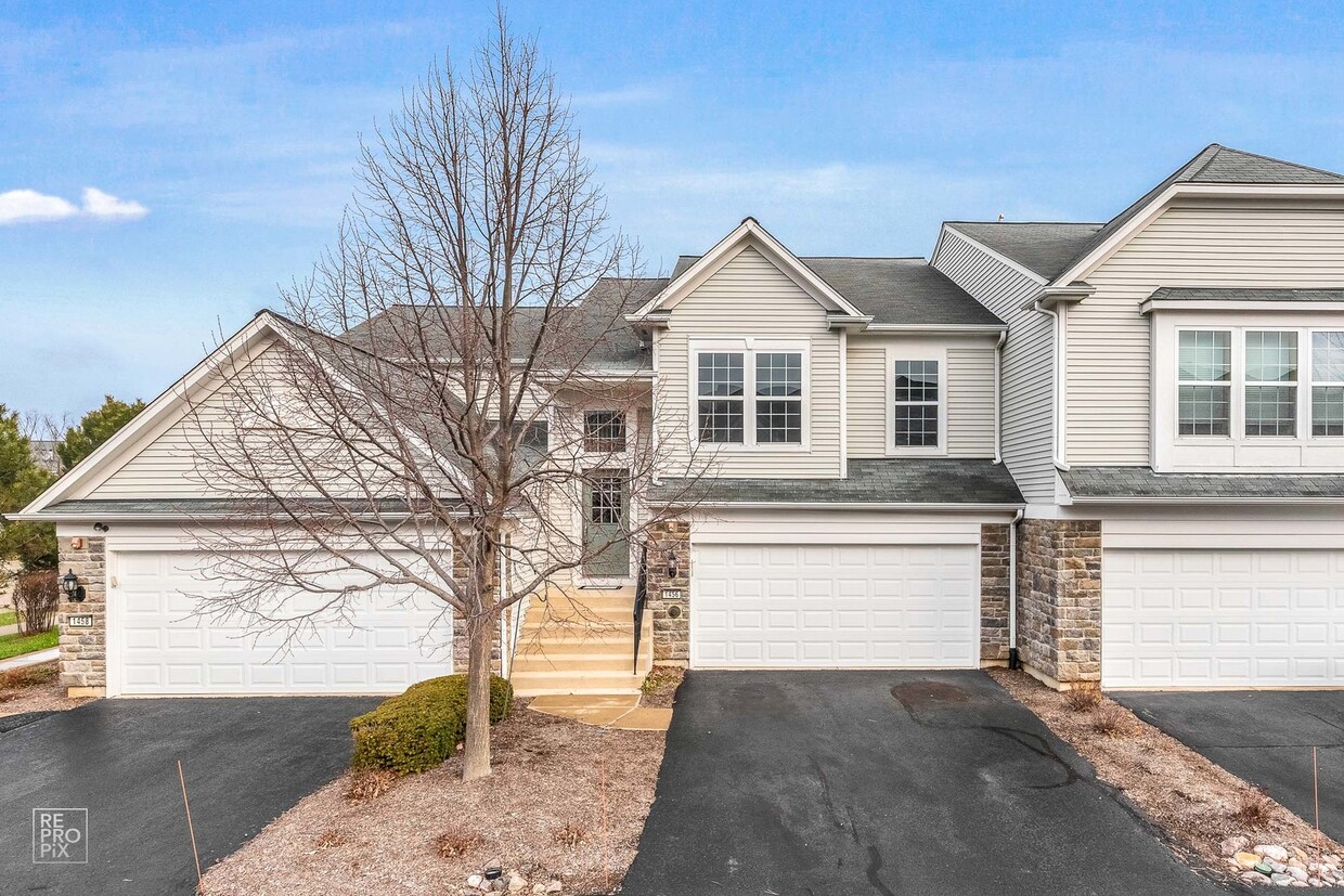 1456 Crimson Ln Unit 1456, Yorkville, IL 60560 Condo for Rent in