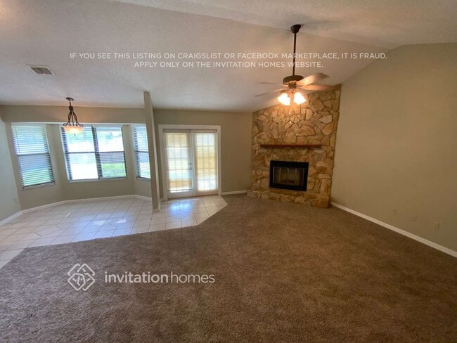 Building Photo - 1810 Farm Way