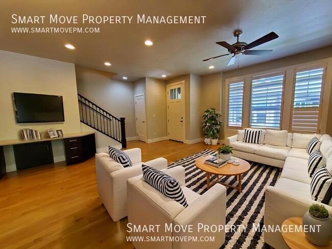 Building Photo - 3905 Woodcraft-