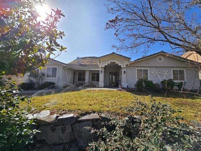 Building Photo - 389 N Donlee Dr