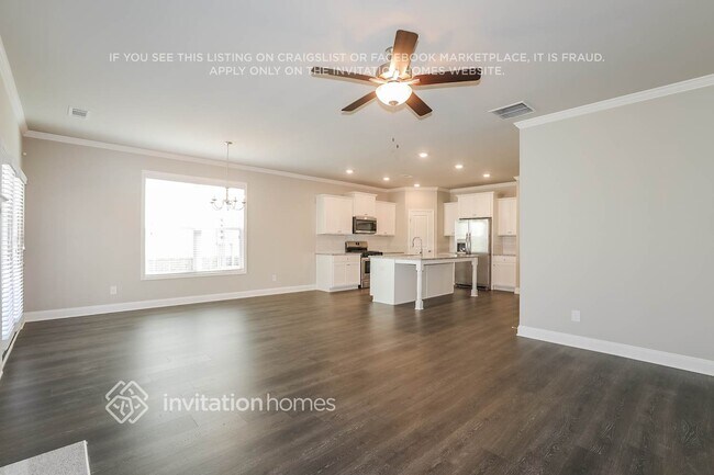 Building Photo - 821 Alder Grv Trce