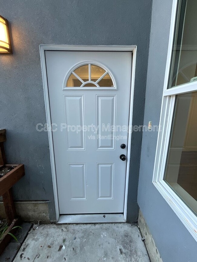 Foto del edificio - 184 Los Olivos Ave