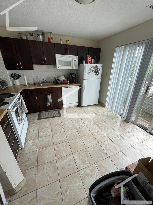 Foto principal - Steps from Boston Landing. Central AC, In-...