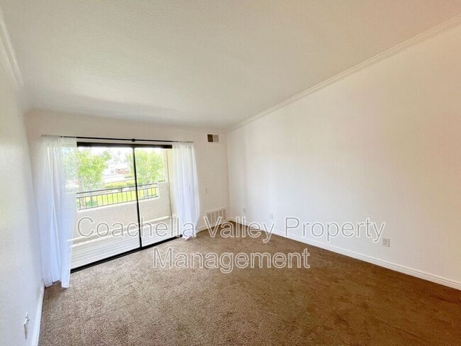 Building Photo - 78650 Ave 42