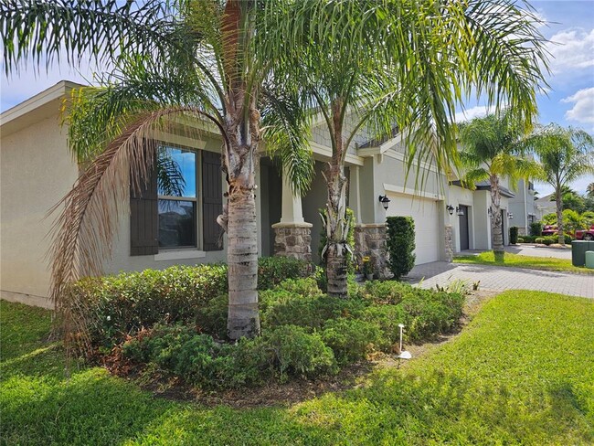 Foto del edificio - 4078 Pindo Palm Ln