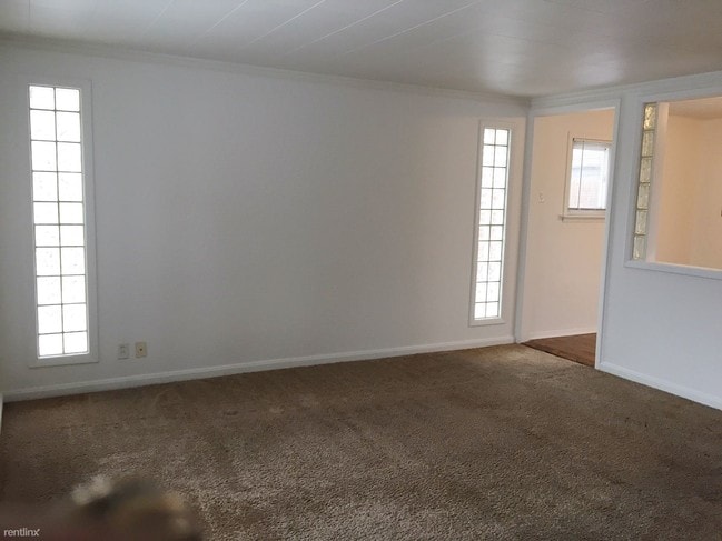 Building Photo - 3 br, 1 bath House - 15232 Leland St