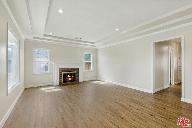 Foto del edificio - 237 W Kelso St