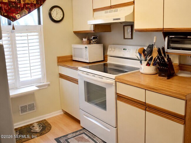 Foto del edificio - 4108 Hanging Moss Ct